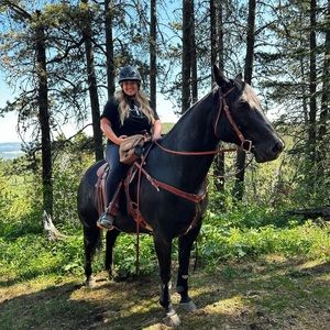 Meet your Posher, Katie